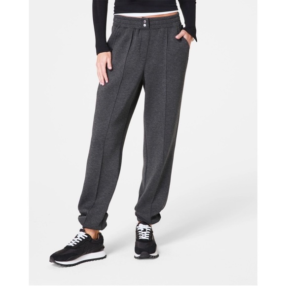 SPANX Pants - SPANX AirEssentials Brushed Jogger Pants in Heather Grey Sz S